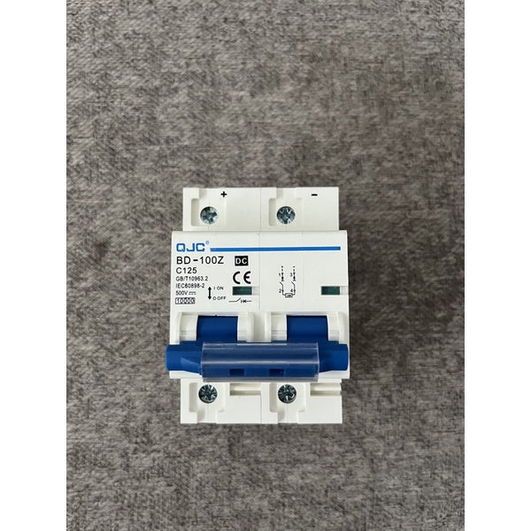 QJC DC MCB Solar Circuit Breaker 500V